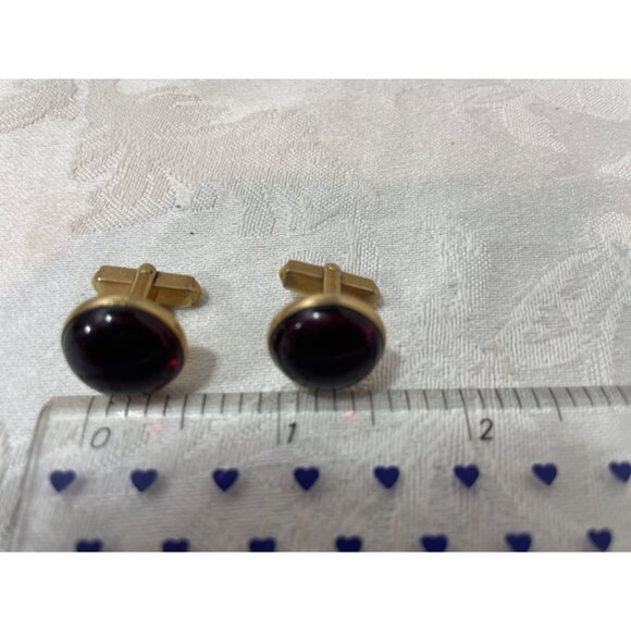 Vintage Swank Gold-Tone & Red Glass Cabochon Cufflinks - Picture 3 of 3
